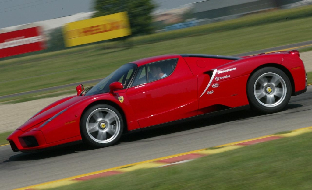 2003-ferrari-enzo-photo-225620-s-1280x782.jpg